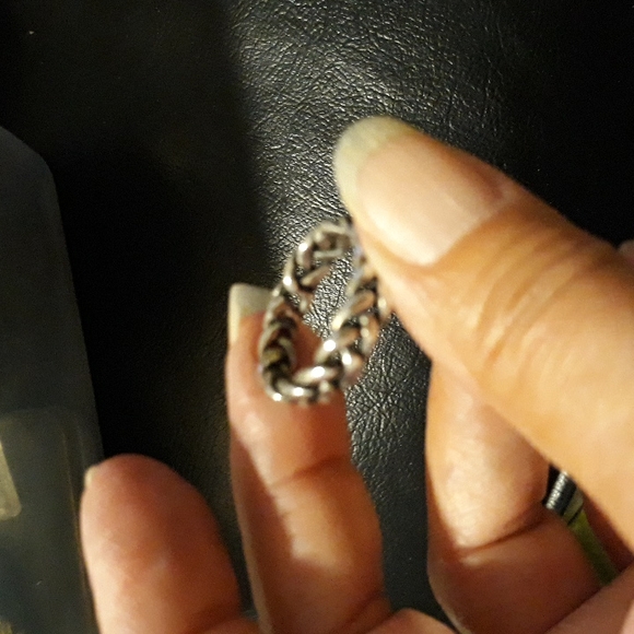 silver thumb ring - Picture 2 of 3